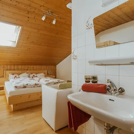 Farm stay Berghof Latzer Gurtis
